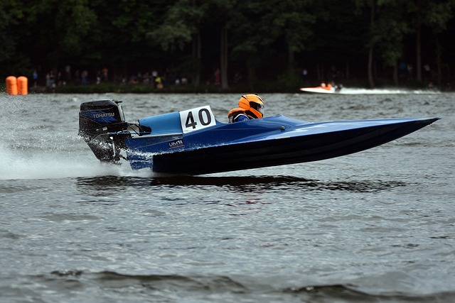 比赛中阿尔特塔挡在了波罗发界外球的路线上，双方爆发冲突